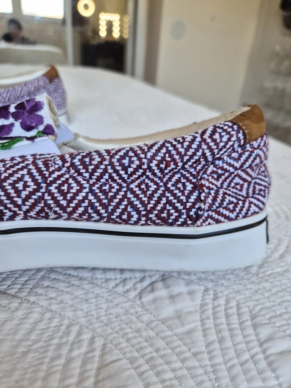 LIKE NEW Ndavaa Embroidered Floral Slip-On Sneakers - Multicolor Mens 8